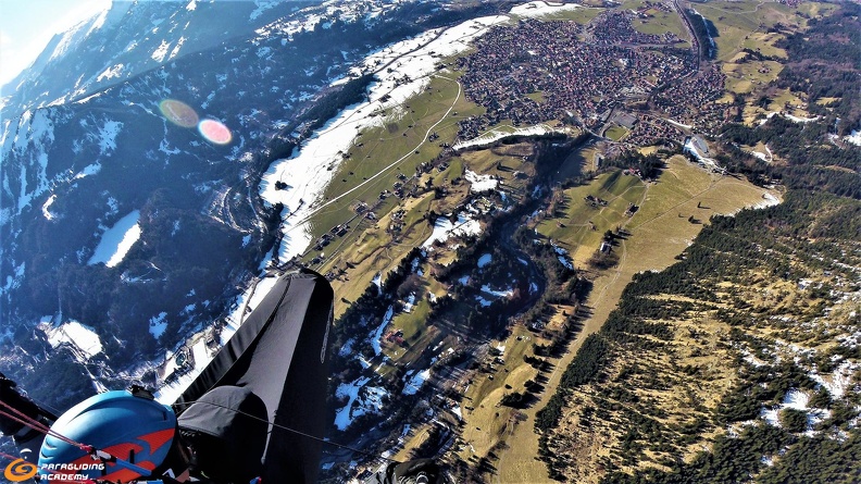 Gleitschirm-Alpina3-Ozone-Nebelhorn-März2018 (9)